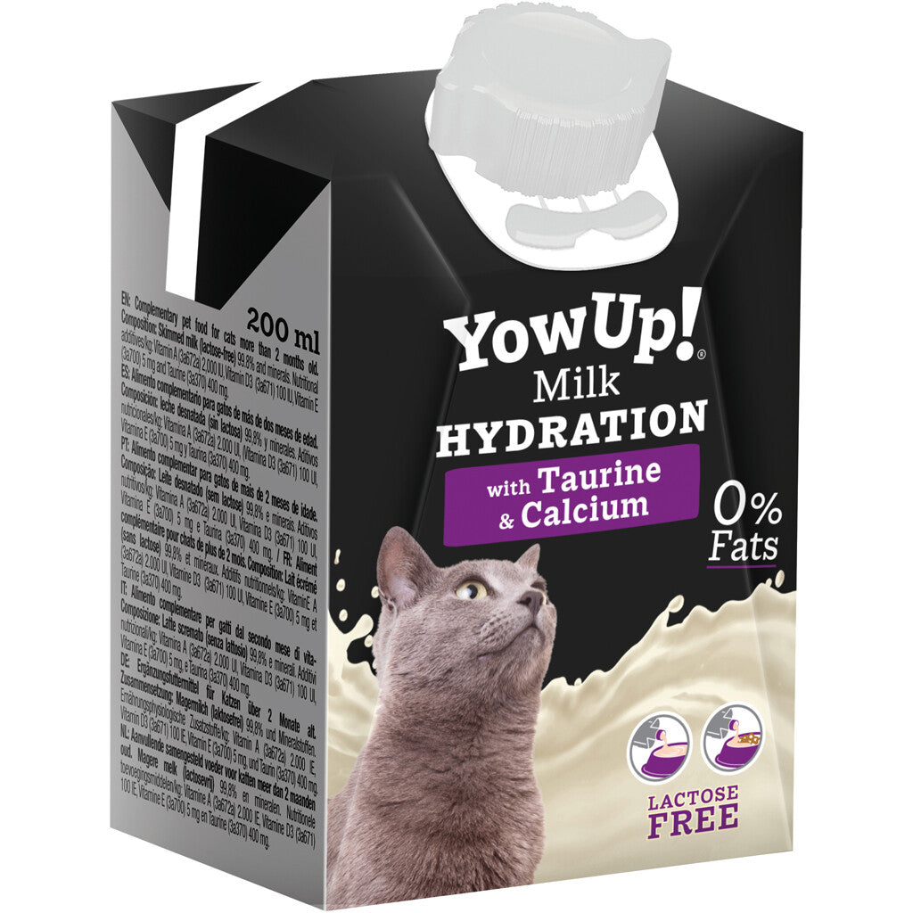 Milk drink for cats with taurine and calcium YowUp! Milk Hydration